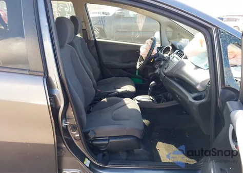 2013 Honda Fit z USA, uszkodzony, nr VIN JHMGE8H30DC071716